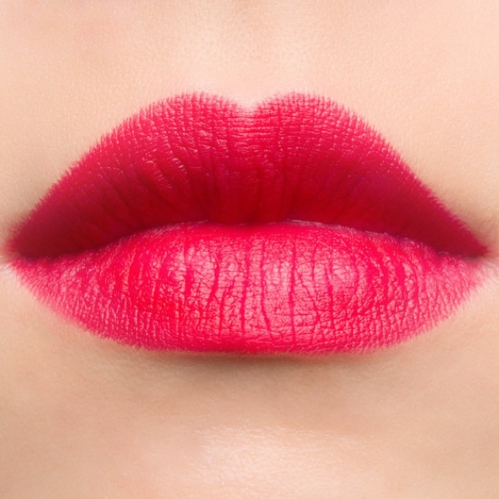NIB New Becca Ultimate Lip Definer - Playful